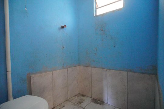 Banheiro de casa para alugar com 2 quartos, 40m² em Arroio da Manteiga, São Leopoldo