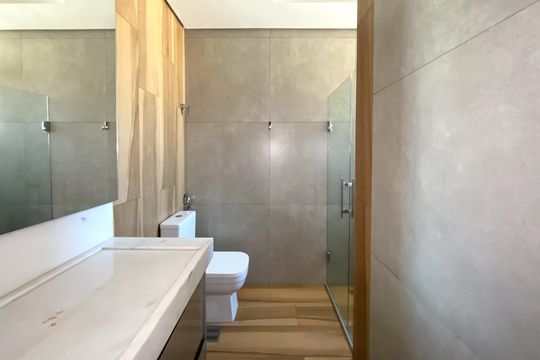 Banheiro social de apartamento para alugar com 3 quartos, 115m² em Carmo, Belo Horizonte