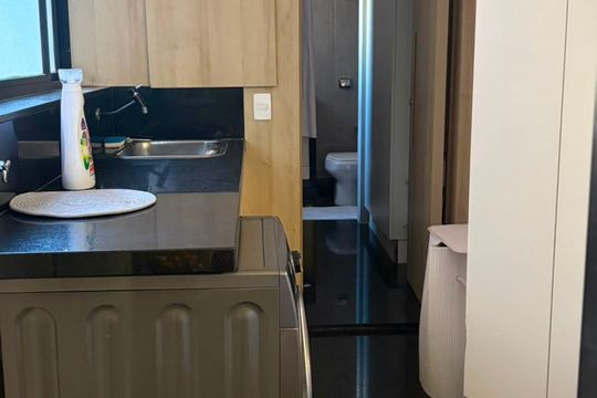 Cozinha de apartamento à venda com 4 quartos, 185m² em Belvedere, Belo Horizonte