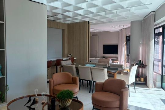 Apartamento à venda com 4 quartos, 185m² em Belvedere, Belo Horizonte