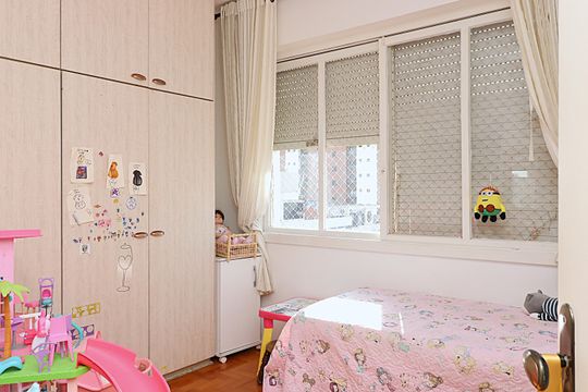 Quarto 2 de apartamento à venda com 3 quartos, 207m² em Independência, Porto Alegre