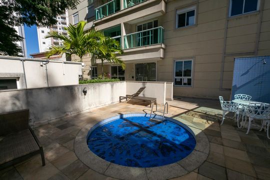 PISCINA de apartamento para alugar com 2 quartos, 64m² em Taquaral, Campinas