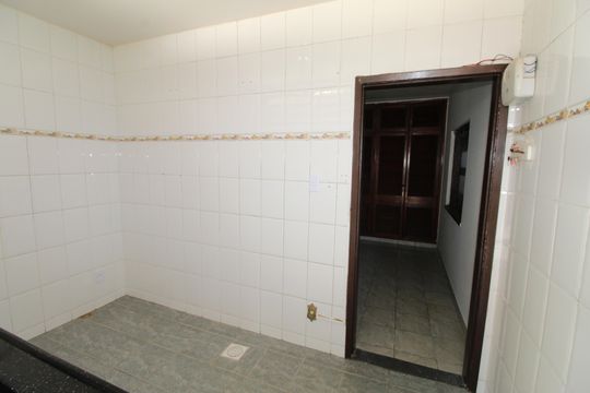 Cozinha de casa para alugar com 2 quartos, 100m² em Jardim Sao Dimas, São José dos Campos