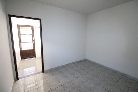 Sala de casa para alugar com 2 quartos, 100m² em Jardim Sao Dimas, São José dos Campos