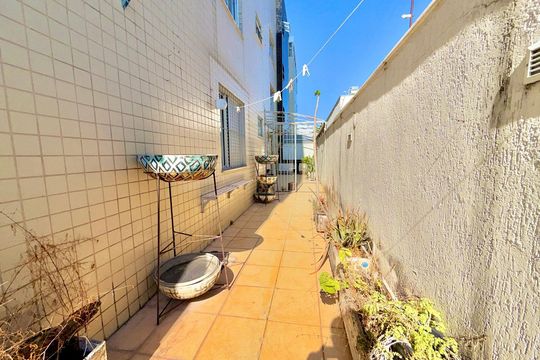 Área externa de apartamento à venda com 4 quartos, 180m² em Pampulha, Belo Horizonte