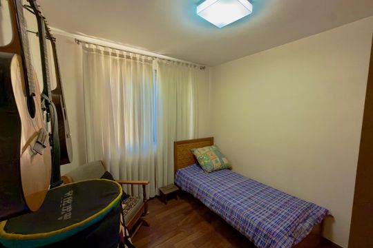 Quarto de apartamento à venda com 4 quartos, 180m² em Pampulha, Belo Horizonte