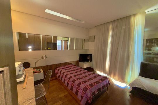 Quarto de apartamento à venda com 4 quartos, 180m² em Pampulha, Belo Horizonte