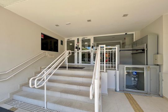 Fachada de apartamento à venda com 2 quartos, 59m² em Santo Amaro, São Paulo