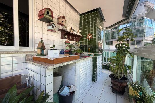 Sala - Varanda  de apartamento à venda com 3 quartos, 110m² em Jacarepaguá, Rio de Janeiro