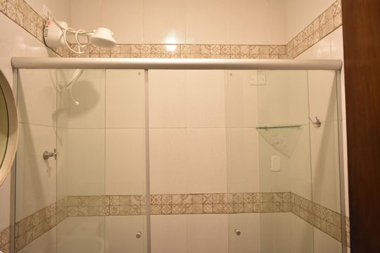 Banheiro Social de casa para alugar com 1 quarto, 270m² em Planalto Paulista, São Paulo