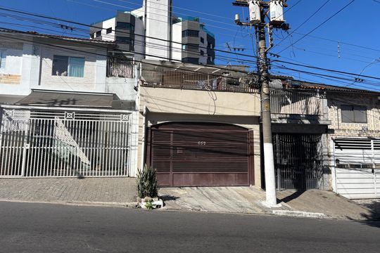 Fachada de casa para alugar com 1 quarto, 270m² em Planalto Paulista, São Paulo