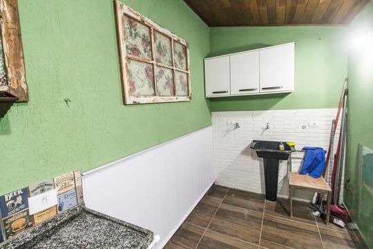 Área de Serviço de casa à venda com 3 quartos, 176m² em Parque Viana, Barueri