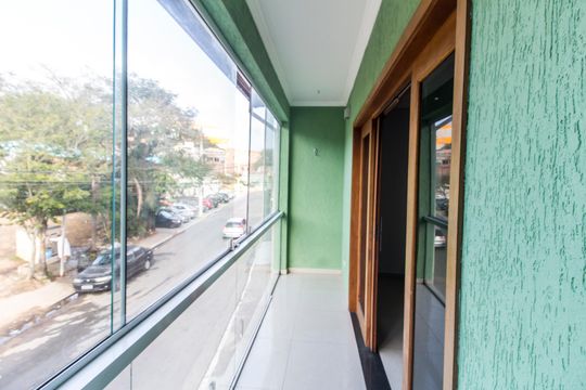 Varanda de casa à venda com 3 quartos, 176m² em Parque Viana, Barueri