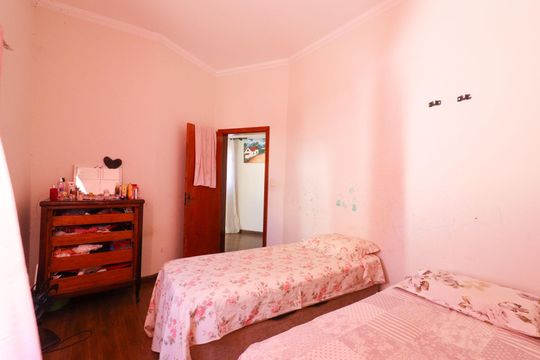 Casa à venda com 3 quartos, 311m² em Nova Aparecida, Campinas