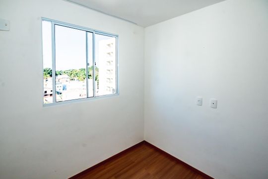 Apartamento à venda com 2 quartos, 47m² em Braúnas, Belo Horizonte