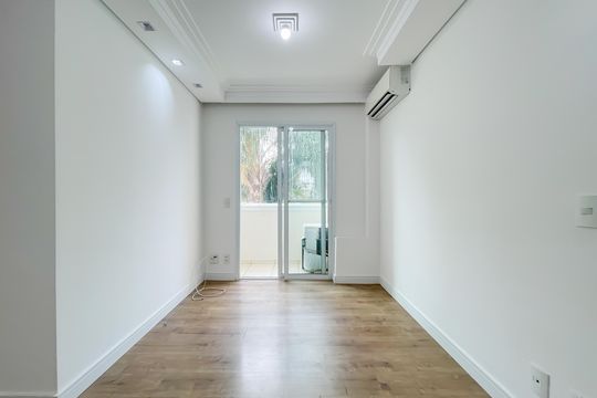 Sala de apartamento para alugar com 2 quartos, 62m² em Presidente Altino, Osasco