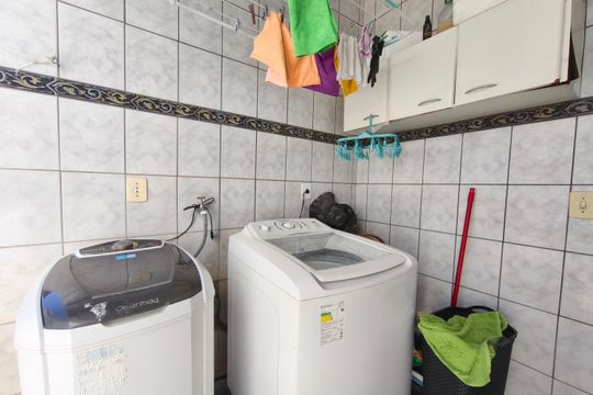 Área de Serviço de casa para alugar com 4 quartos, 249m² em Parque Residencial Vila União, Campinas