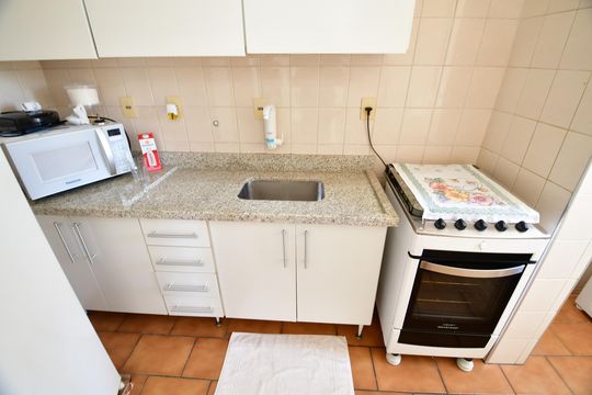 Cozinha de kitnet/studio para alugar com 1 quarto, 40m² em Vila Itapura, Campinas