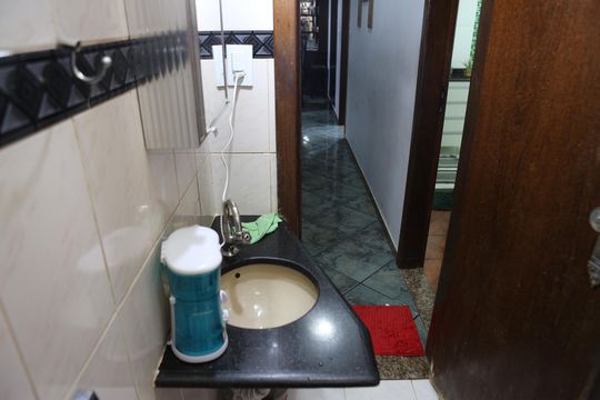 Banheiro de casa à venda com 3 quartos, 210m² em Bonsucesso, Belo Horizonte