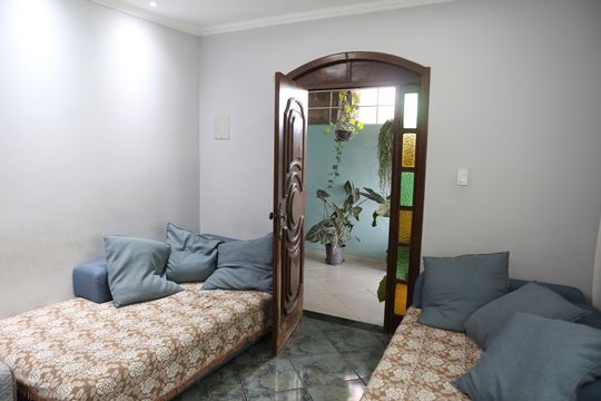 Sala de casa à venda com 3 quartos, 210m² em Bonsucesso, Belo Horizonte