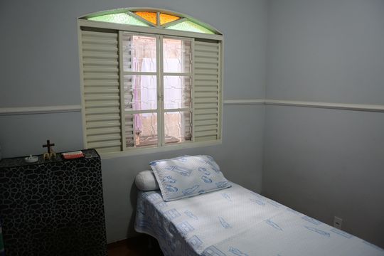 Quarto 2 de casa à venda com 3 quartos, 210m² em Bonsucesso, Belo Horizonte