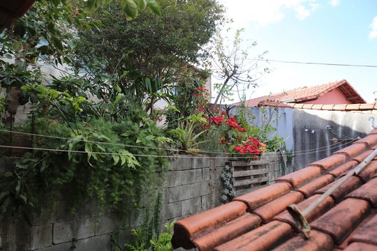 Quintal de casa à venda com 3 quartos, 210m² em Bonsucesso, Belo Horizonte