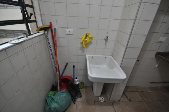 Área de Serviço de apartamento para alugar com 2 quartos, 48m² em Jardim Martins Silva, São Paulo