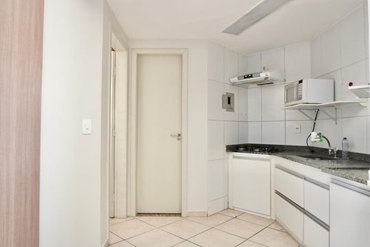 Cozinha  de kitnet/studio à venda com 1 quarto, 26m² em Santa Efigênia, Belo Horizonte