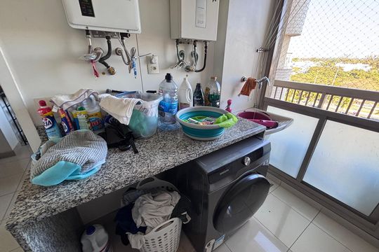 Área de Serviço de apartamento para alugar com 4 quartos, 206m² em Barra da Tijuca, Rio de Janeiro