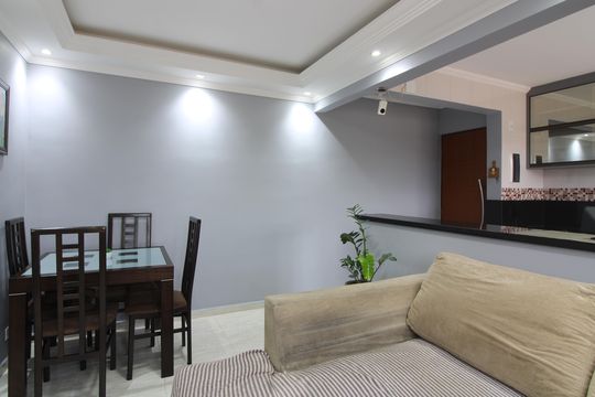 Sala de apartamento à venda com 2 quartos, 40m² em Vila Domitila, São Paulo