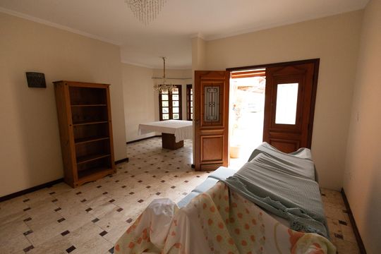 Sala de casa de condomínio para alugar com 4 quartos, 458m² em Residencial Sao Paulo, Jacareí