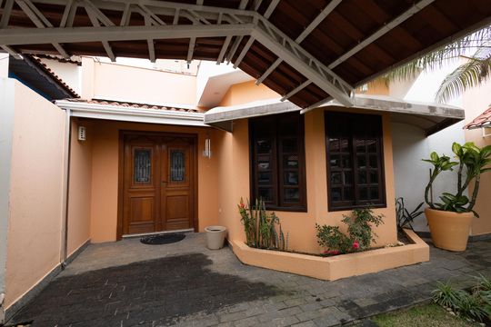 Casa de Condomínio para alugar com 4 quartos, 458m² em Residencial Sao Paulo, Jacareí