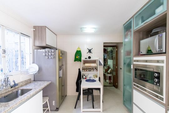 Cozinha de casa à venda com 3 quartos, 100m² em Vila Babilonia, São Paulo
