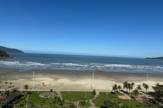 Vista de apartamento para alugar com 3 quartos, 165m² em Itararé, São Vicente