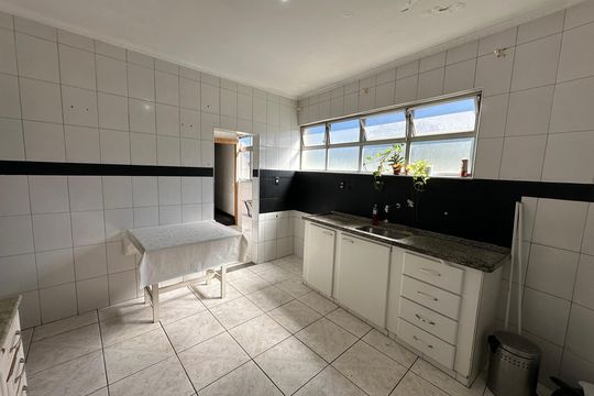 Cozinha de apartamento para alugar com 3 quartos, 165m² em Itararé, São Vicente
