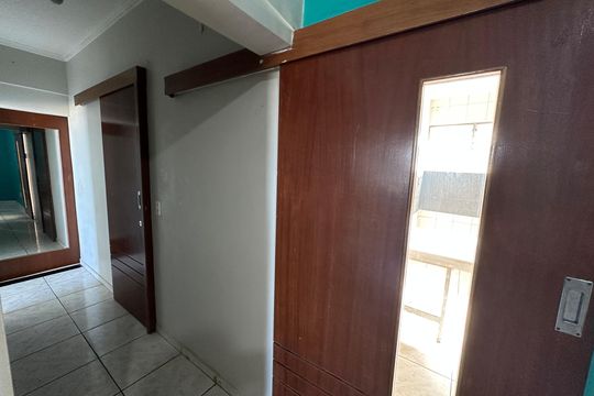 Corredor de apartamento para alugar com 3 quartos, 165m² em Itararé, São Vicente
