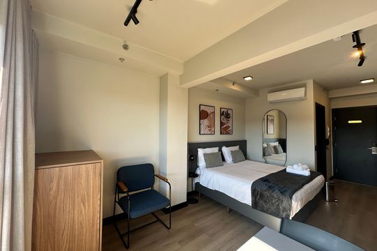 Sala/Quarto de apartamento à venda com 1 quarto, 25m² em Melville Empresarial Ii, Barueri