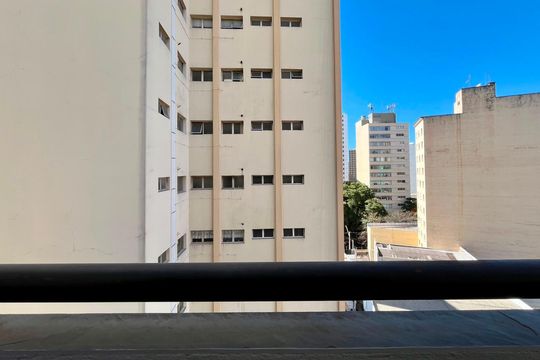Vista da Sacada de apartamento para alugar com 1 quarto, 57m² em Bosque, Campinas