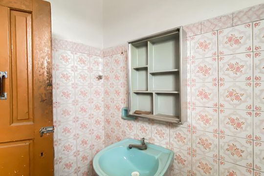 Banheiro social de casa para alugar com 1 quarto, 65m² em Vila Rio Branco, São Paulo