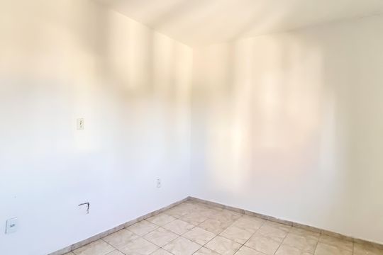 Quarto 2 de casa para alugar com 2 quartos, 85m² em Vila Rio Branco, São Paulo