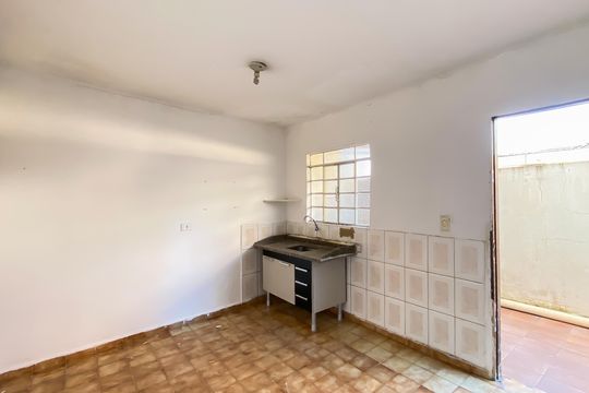 Cozinha de casa para alugar com 2 quartos, 85m² em Vila Rio Branco, São Paulo
