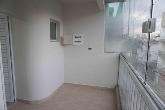 Sacada de casa para alugar com 2 quartos, 125m² em Vila Sao Silvestre, Barueri
