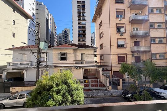 Vista do Quarto 1 de casa para alugar com 5 quartos, 226m² em Gonzaga, Santos