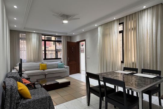 Casa para alugar com 5 quartos, 226m² em Gonzaga, Santos