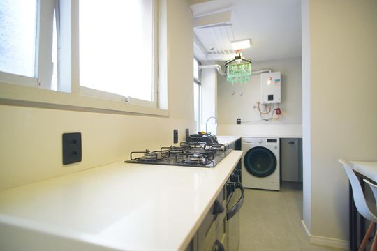 Cozinha de apartamento para alugar com 2 quartos, 73m² em Auxiliadora, Porto Alegre