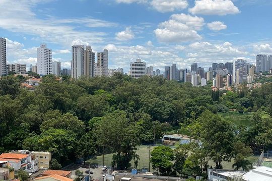 Vista de apartamento à venda com 4 quartos, 234m² em Aclimação, São Paulo