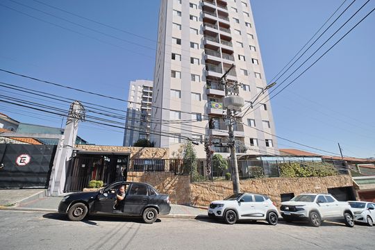 Fachada de apartamento à venda com 2 quartos, 55m² em Penha de França, São Paulo