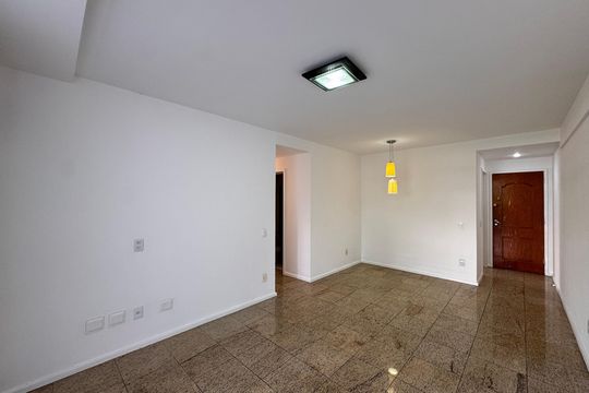 Sala de apartamento para alugar com 3 quartos, 123m² em Recreio dos Bandeirantes, Rio de Janeiro