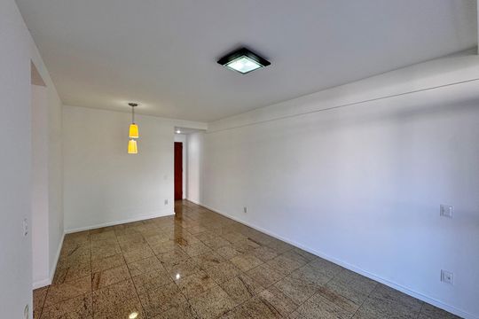Sala de apartamento para alugar com 3 quartos, 123m² em Recreio dos Bandeirantes, Rio de Janeiro