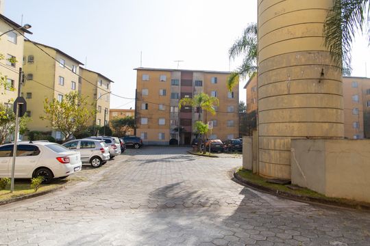 Garagem de apartamento à venda com 2 quartos, 47m² em Campanário, Diadema